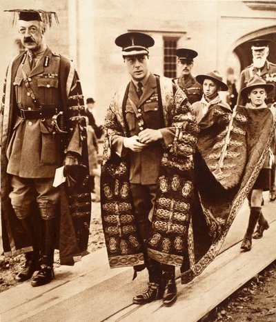 El Rey Eduardo VIII como Canciller de la Universidad de Gales, Bangor, 1923 de English Photographer